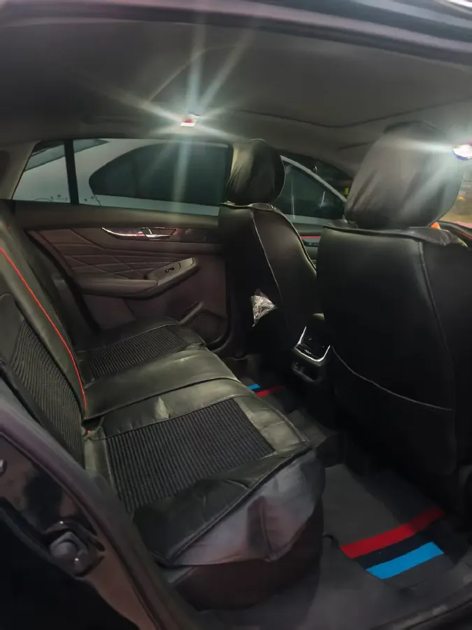 2023 DongFeng Aeolus YiXuan MAX 1.5T 190HP L4 7DCT,autocango,china used car exporter,china ev exporter,chinese used car exporter,chinese used ev exporter