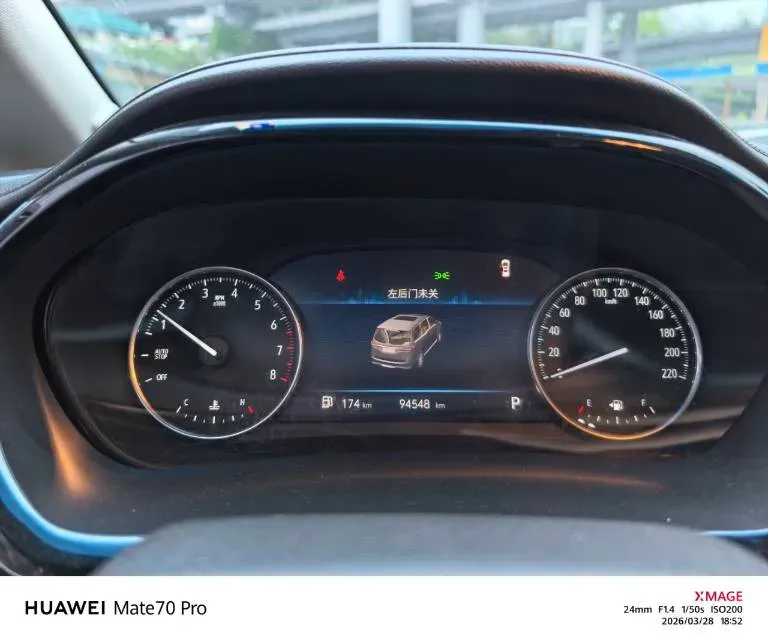 2023 Buick GL8 2.0T 237HP L4 9AT,autocango,china used car exporter,china ev exporter,chinese used car exporter,chinese used ev exporter