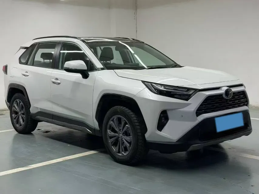 2024 Toyota RAV4 2.0L 171HP L4 CVT,autocango,china used car exporter,china ev exporter,chinese used car exporter,chinese used ev exporter