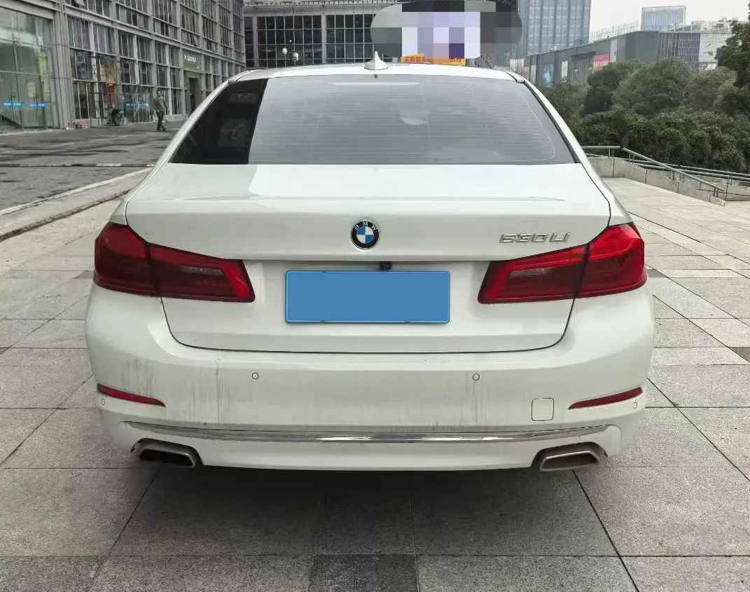 2020 BMW 5 Series 2.0T 252HP L4 8AT,autocango,china used car exporter,china ev exporter,chinese used car exporter,chinese used ev exporter