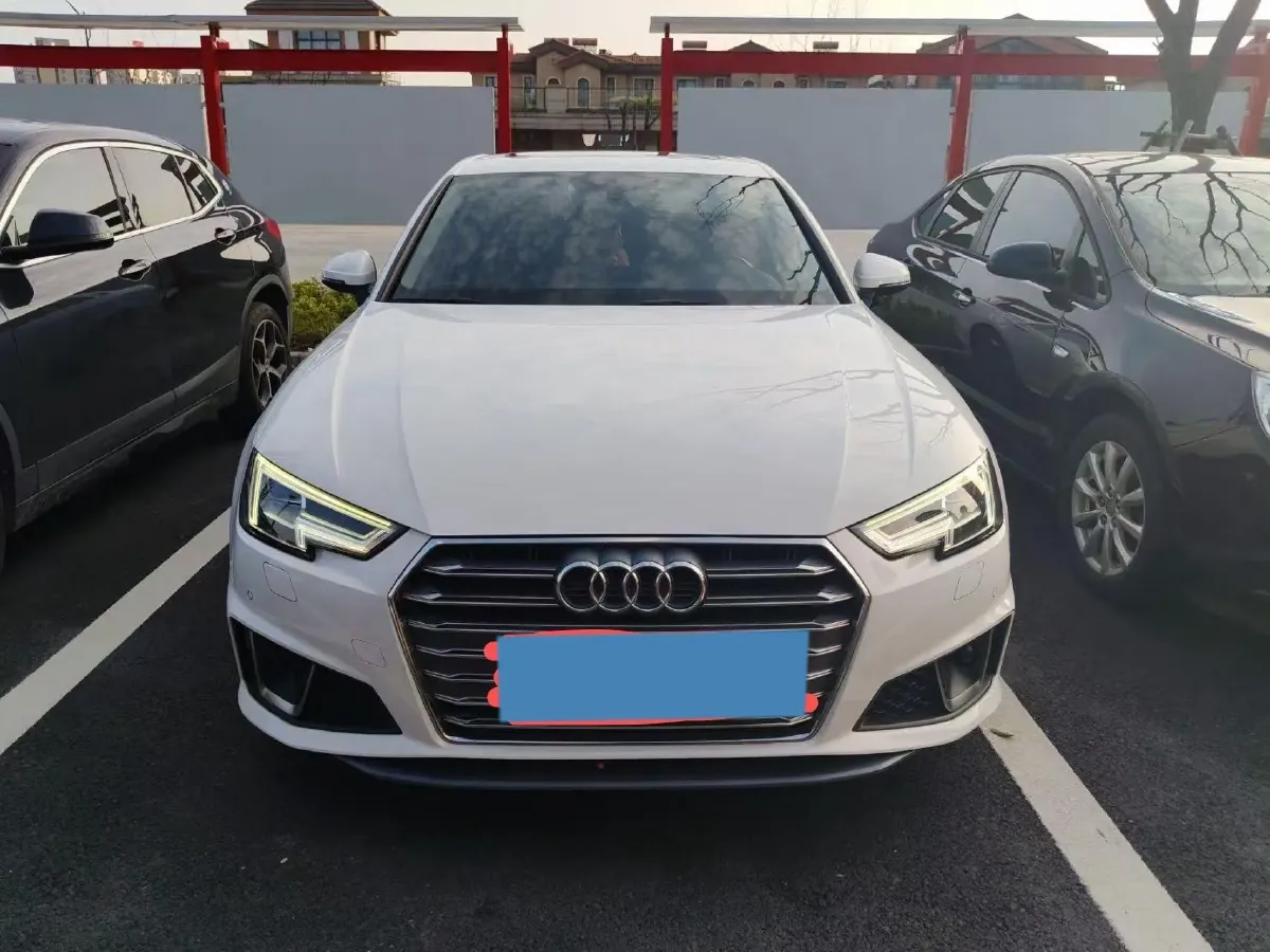 2019 Audi A4L 2.0T 190HP L4 7DCT,autocango,china used car exporter,china ev exporter,chinese used car exporter,chinese used ev exporter