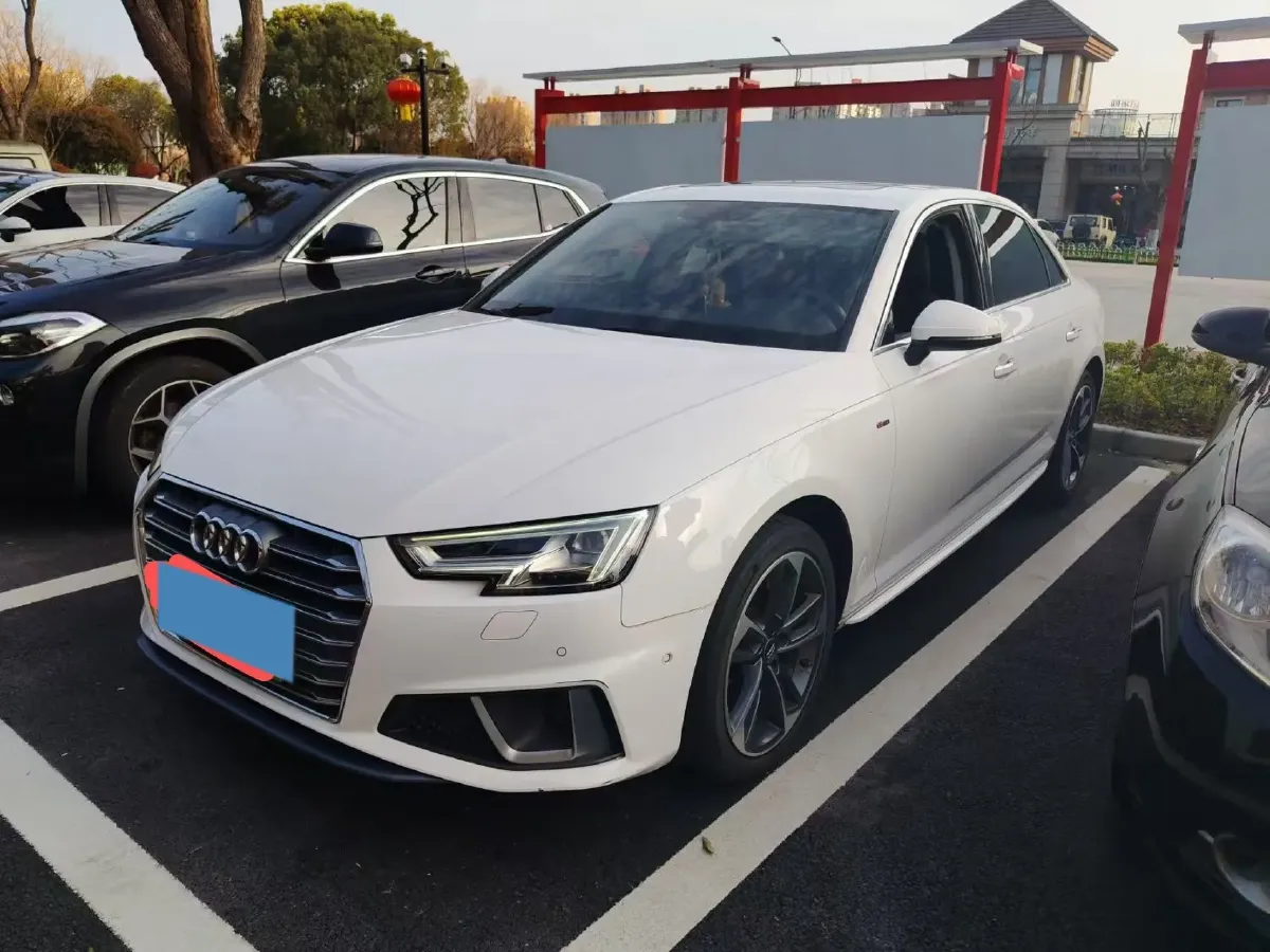 2019 Audi A4L 2.0T 190HP L4 7DCT,autocango,china used car exporter,china ev exporter,chinese used car exporter,chinese used ev exporter