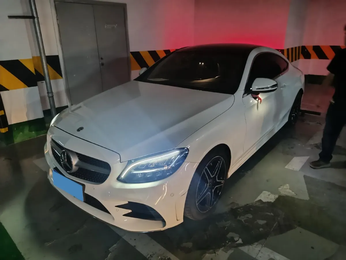 2021 Mercedes-Benz C Class 1.5T 184HP L4 9AT,autocango,china used car exporter,china ev exporter,chinese used car exporter,chinese used ev exporter