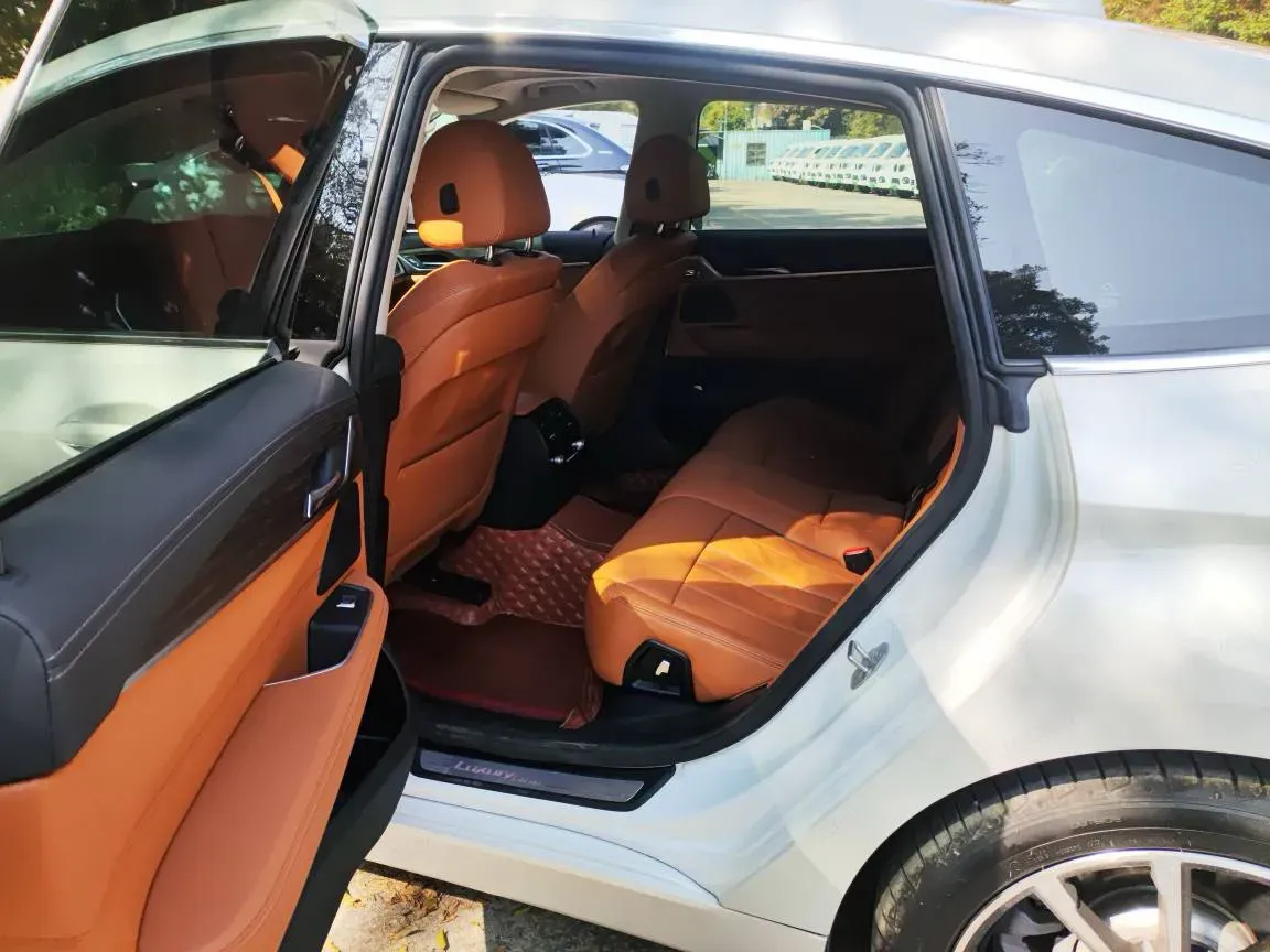 2021 BMW 6 Series GT 2.0T 258HP L4 8AT,autocango,china used car exporter,china ev exporter,chinese used car exporter,chinese used ev exporter