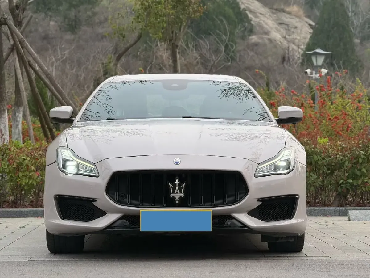 2018 Maserati Quattroporte 3.0T 350HP V6 8AT,autocango,china used car exporter,china ev exporter,chinese used car exporter,chinese used ev exporter