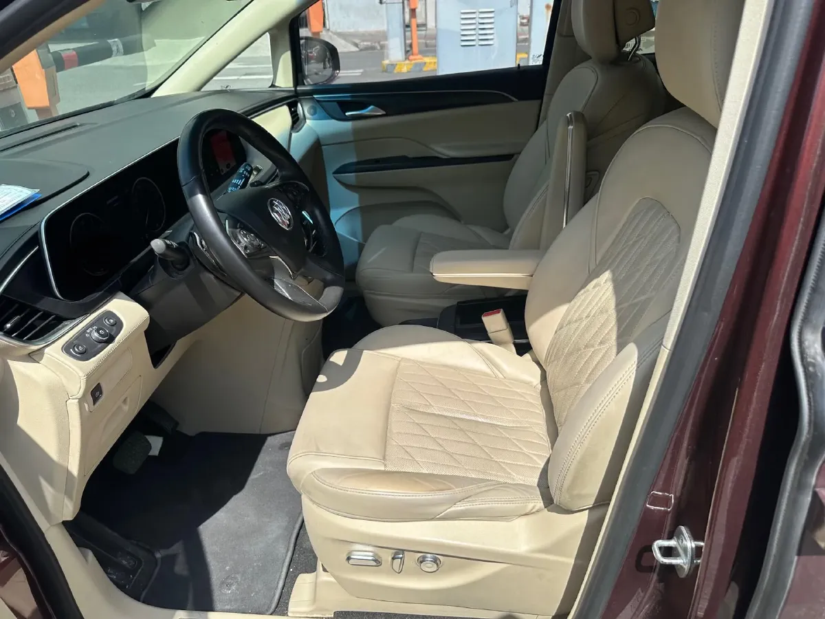 2022 Buick GL8 2.0T 237HP L4 9AT,autocango,china used car exporter,china ev exporter,chinese used car exporter,chinese used ev exporter
