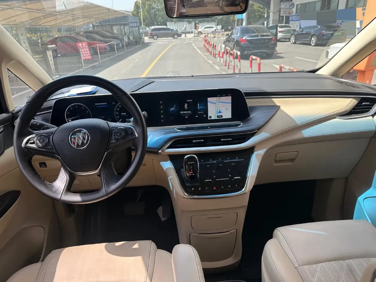 2022 Buick GL8 2.0T 237HP L4 9AT,autocango,china used car exporter,china ev exporter,chinese used car exporter,chinese used ev exporter