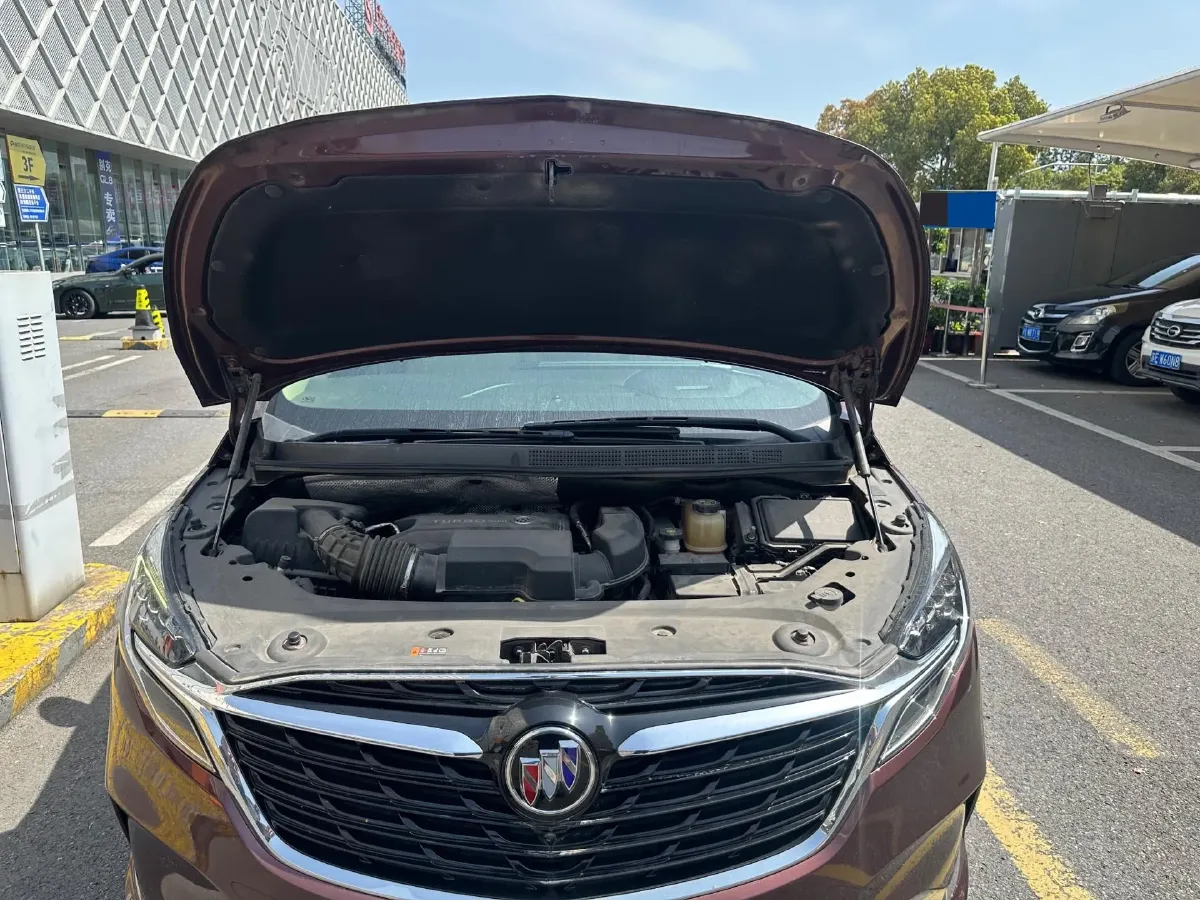 2022 Buick GL8 2.0T 237HP L4 9AT,autocango,china used car exporter,china ev exporter,chinese used car exporter,chinese used ev exporter