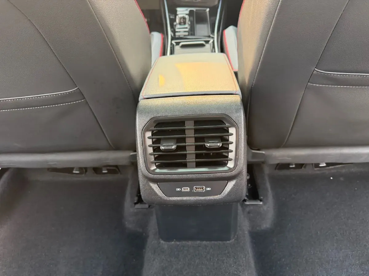 2023 Volkswagen Lamando 1.4T 150HP L4 7DCT,autocango,china used car exporter,china ev exporter,chinese used car exporter,chinese used ev exporter