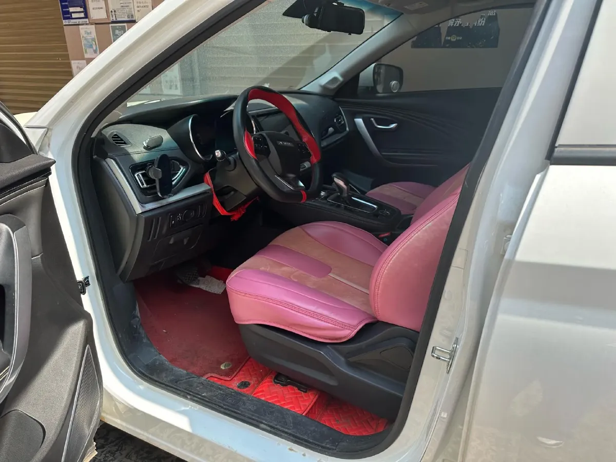 2019 Jetour X70 1.5T 156HP L4 6DCT,autocango,china used car exporter,china ev exporter,chinese used car exporter,chinese used ev exporter