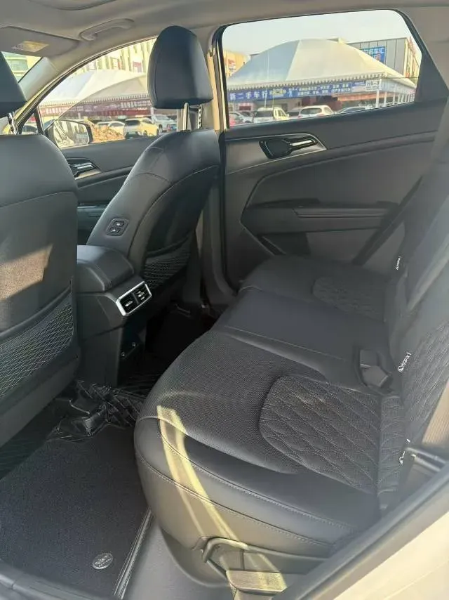 2023 Kia Sportage 2.0T 236HP L4 8AT,autocango,china used car exporter,china ev exporter,chinese used car exporter,chinese used ev exporter