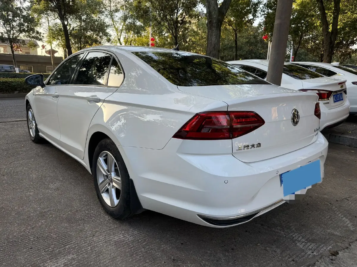 2019 Volkswagen T-Cross 1.4T 150HP L4 7DCT,autocango,china used car exporter,china ev exporter,chinese used car exporter,chinese used ev exporter