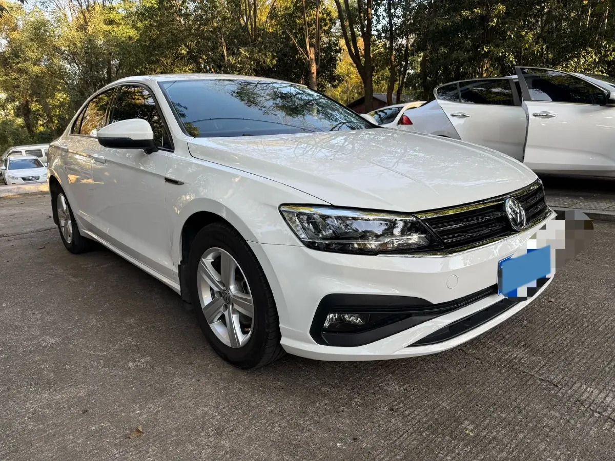 2019 Volkswagen T-Cross 1.4T 150HP L4 7DCT,autocango,china used car exporter,china ev exporter,chinese used car exporter,chinese used ev exporter