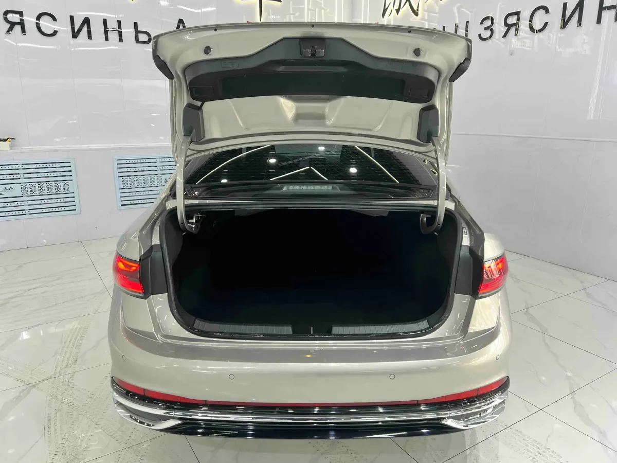 2023 Volkswagen Sagitar 1.4T 150HP L4 7DCT,autocango,china used car exporter,china ev exporter,chinese used car exporter,chinese used ev exporter