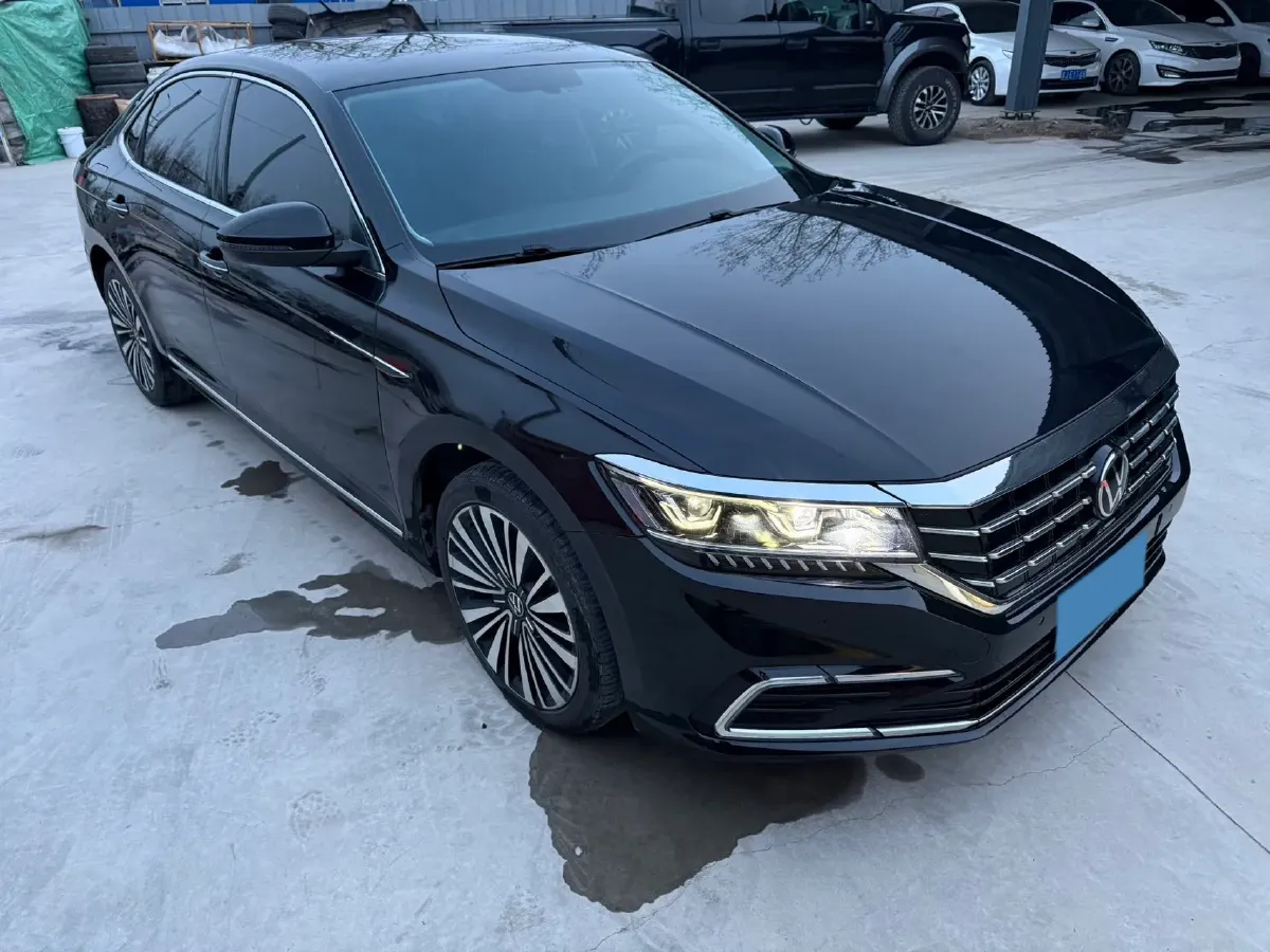 2021 Volkswagen Passat 2.0T 186HP L4 7DCT,autocango,china used car exporter,china ev exporter,chinese used car exporter,chinese used ev exporter