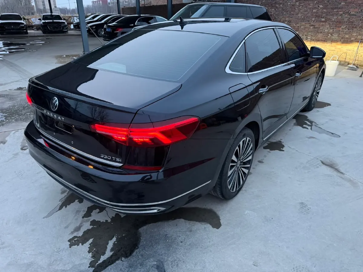 2021 Volkswagen Passat 2.0T 186HP L4 7DCT,autocango,china used car exporter,china ev exporter,chinese used car exporter,chinese used ev exporter