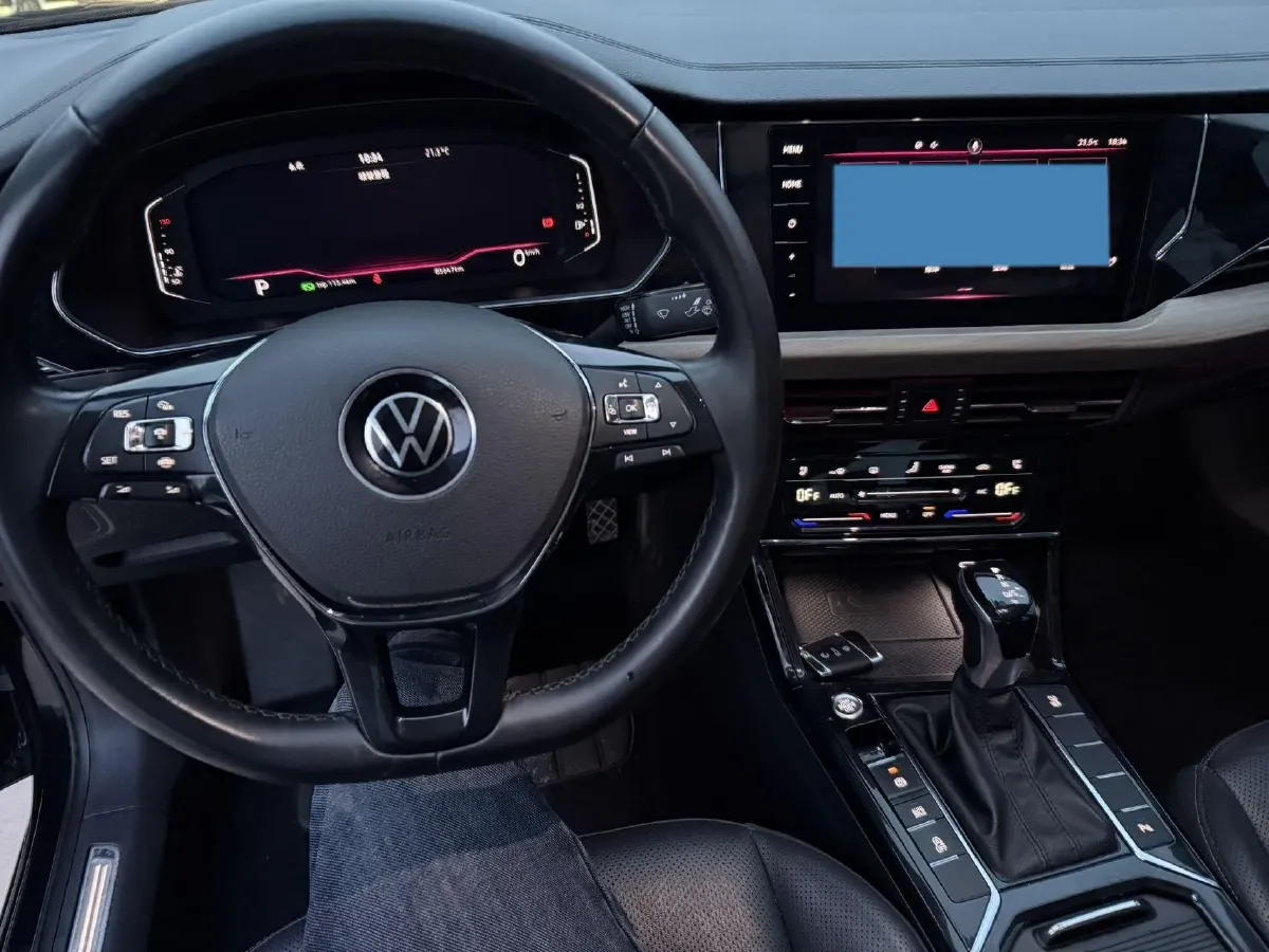 2021 Volkswagen Passat 2.0T 186HP L4 7DCT,autocango,china used car exporter,china ev exporter,chinese used car exporter,chinese used ev exporter