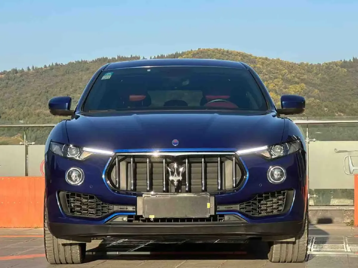 2018 Jaguar XJ 3.0T 340HP V6 8AT,autocango,china used car exporter,china ev exporter,chinese used car exporter,chinese used ev exporter