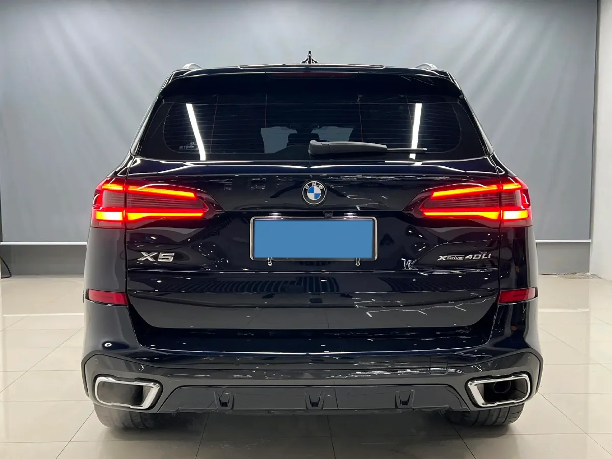 2022 BMW X5 3.0T 333HP L6 8AT,autocango,china used car exporter,china ev exporter,chinese used car exporter,chinese used ev exporter