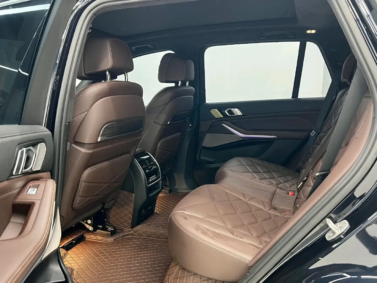 2022 BMW X5 3.0T 333HP L6 8AT,autocango,china used car exporter,china ev exporter,chinese used car exporter,chinese used ev exporter