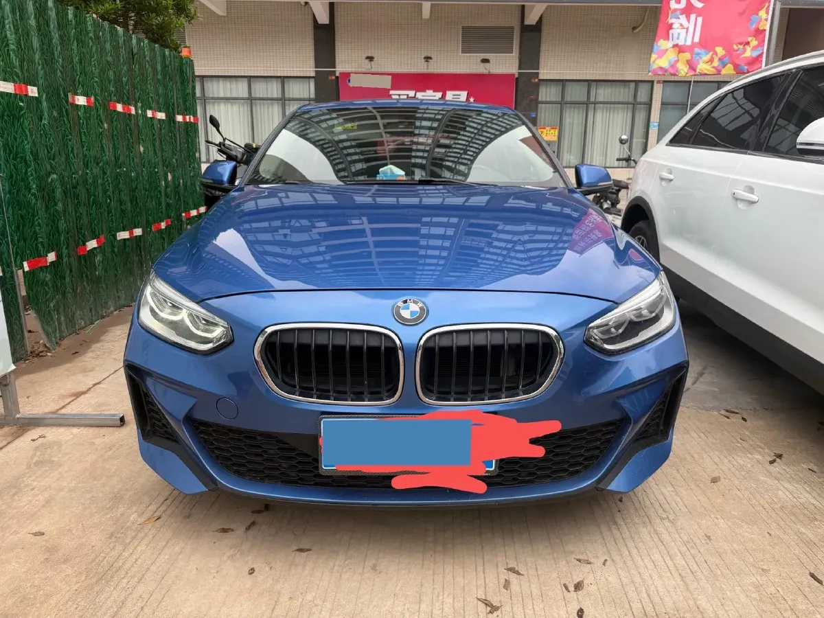 2020 BMW 1 Series 2.0T 192HP L4 7DCT,autocango,china used car exporter,china ev exporter,chinese used car exporter,chinese used ev exporter