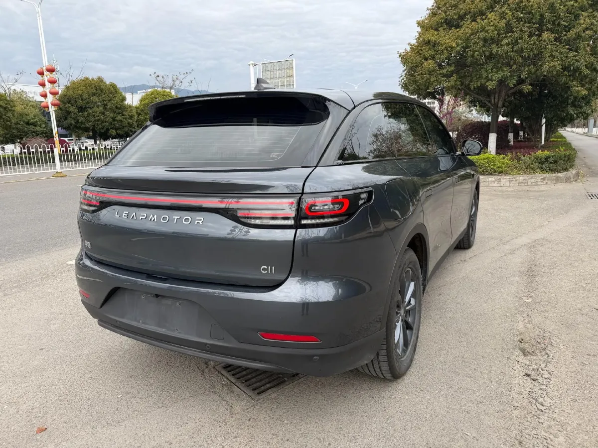 2023 Leapmotor C11 Range Extended 131HP REEV 30.1KWH,autocango,china used car exporter,china ev exporter,chinese used car exporter,chinese used ev exporter