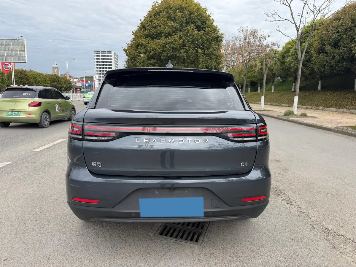 2023 Leapmotor C11 Range Extended 131HP REEV 30.1KWH,autocango,china used car exporter,china ev exporter,chinese used car exporter,chinese used ev exporter