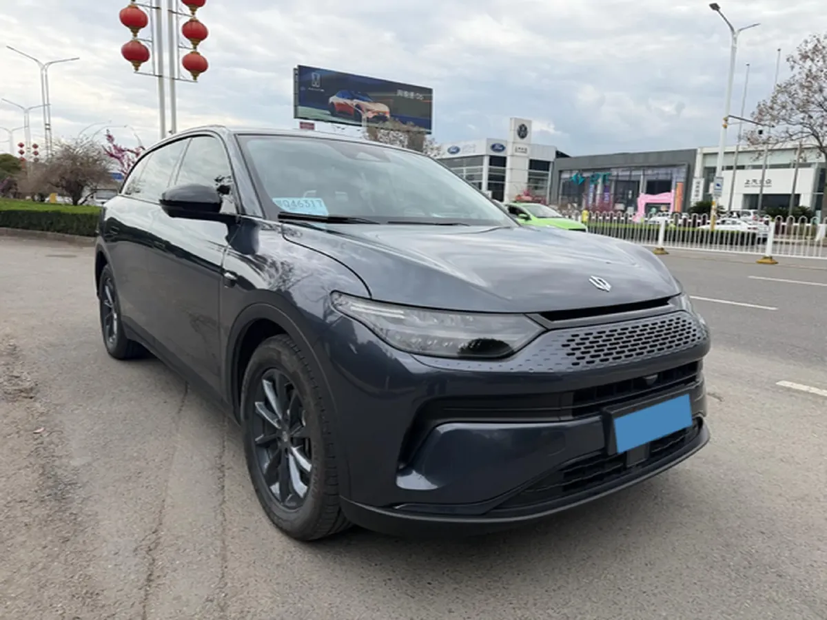 2023 Leapmotor C11 Range Extended 131HP REEV 30.1KWH,autocango,china used car exporter,china ev exporter,chinese used car exporter,chinese used ev exporter