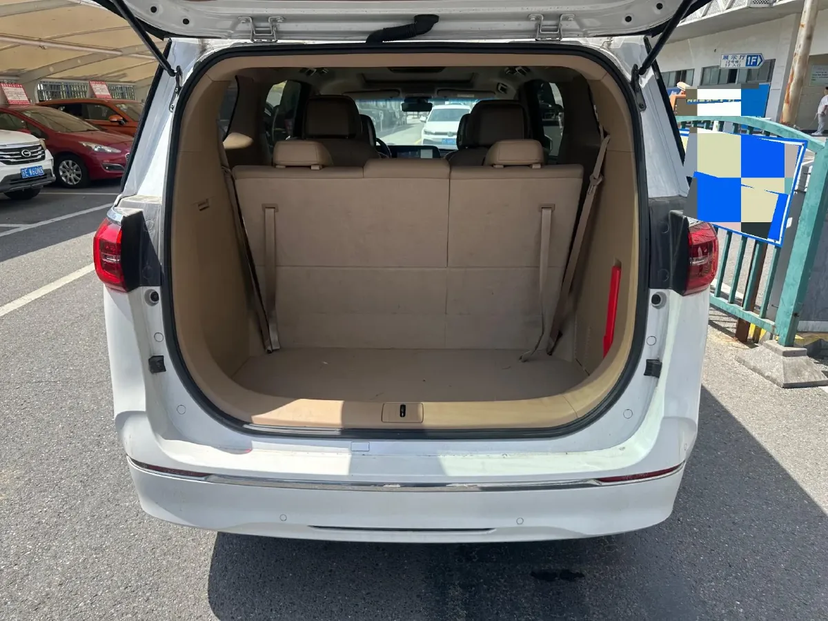 2021 Buick GL8 2.0T 237HP L4 9AT,autocango,china used car exporter,china ev exporter,chinese used car exporter,chinese used ev exporter