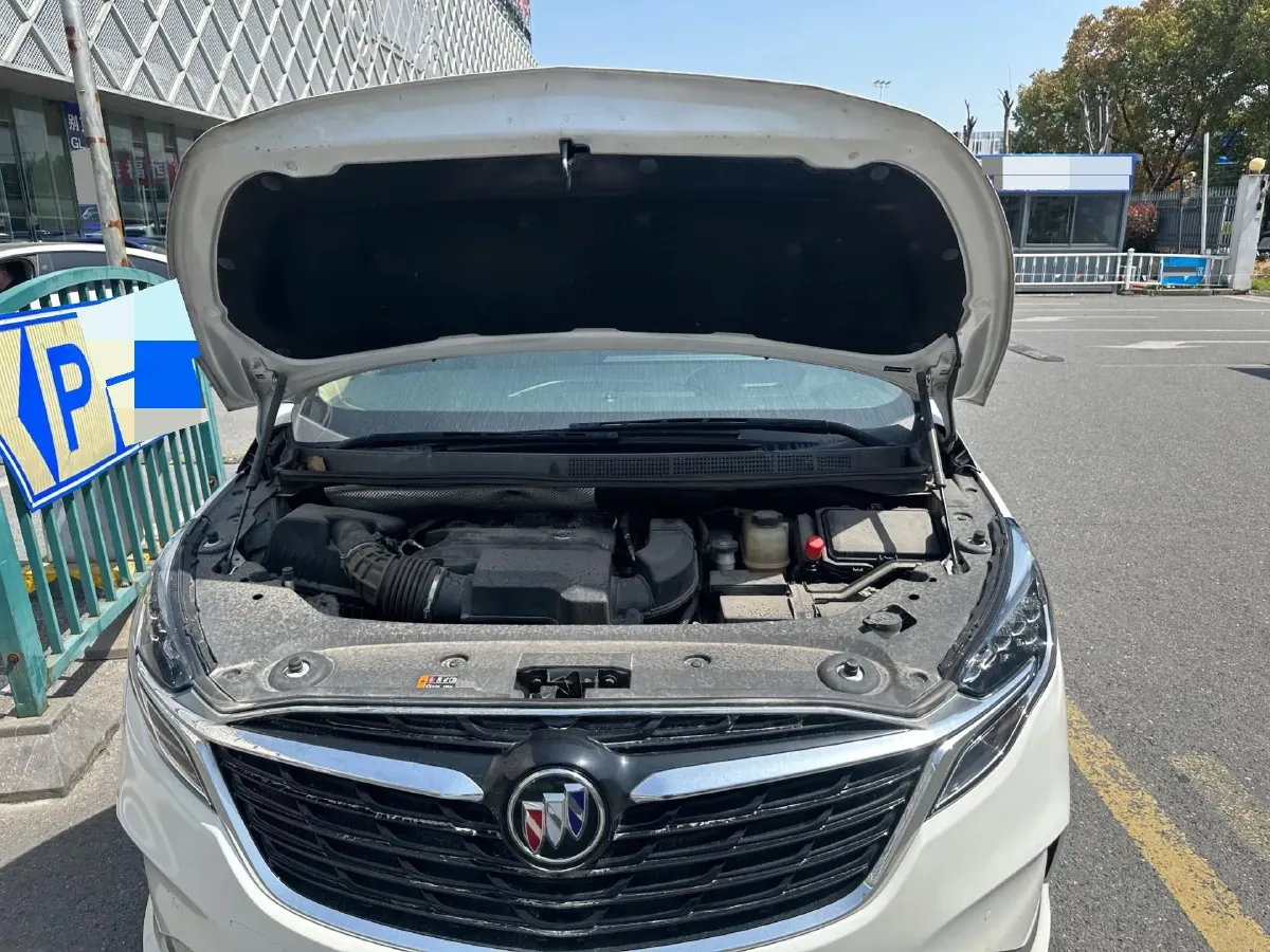 2021 Buick GL8 2.0T 237HP L4 9AT,autocango,china used car exporter,china ev exporter,chinese used car exporter,chinese used ev exporter