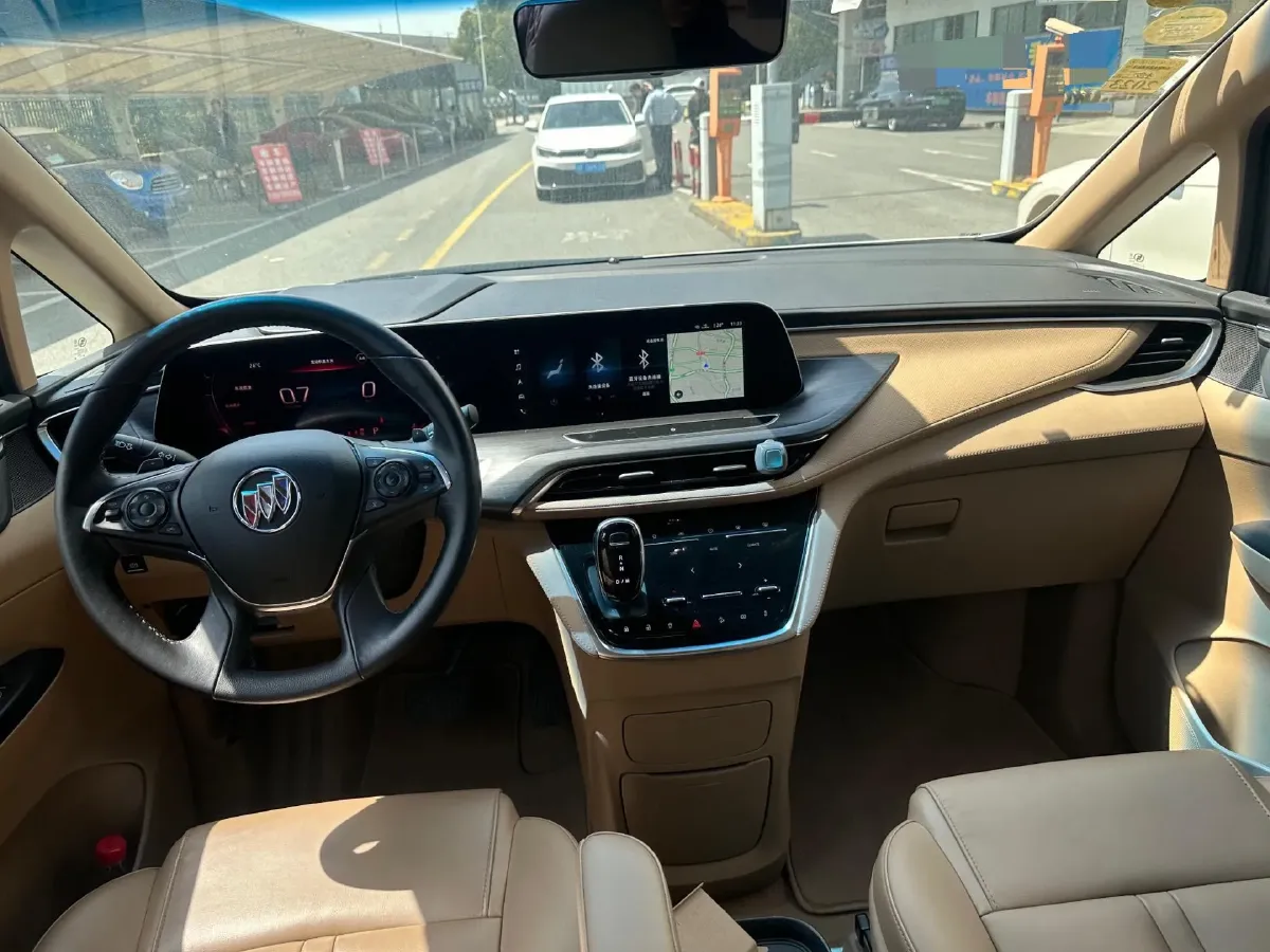 2021 Buick GL8 2.0T 237HP L4 9AT,autocango,china used car exporter,china ev exporter,chinese used car exporter,chinese used ev exporter
