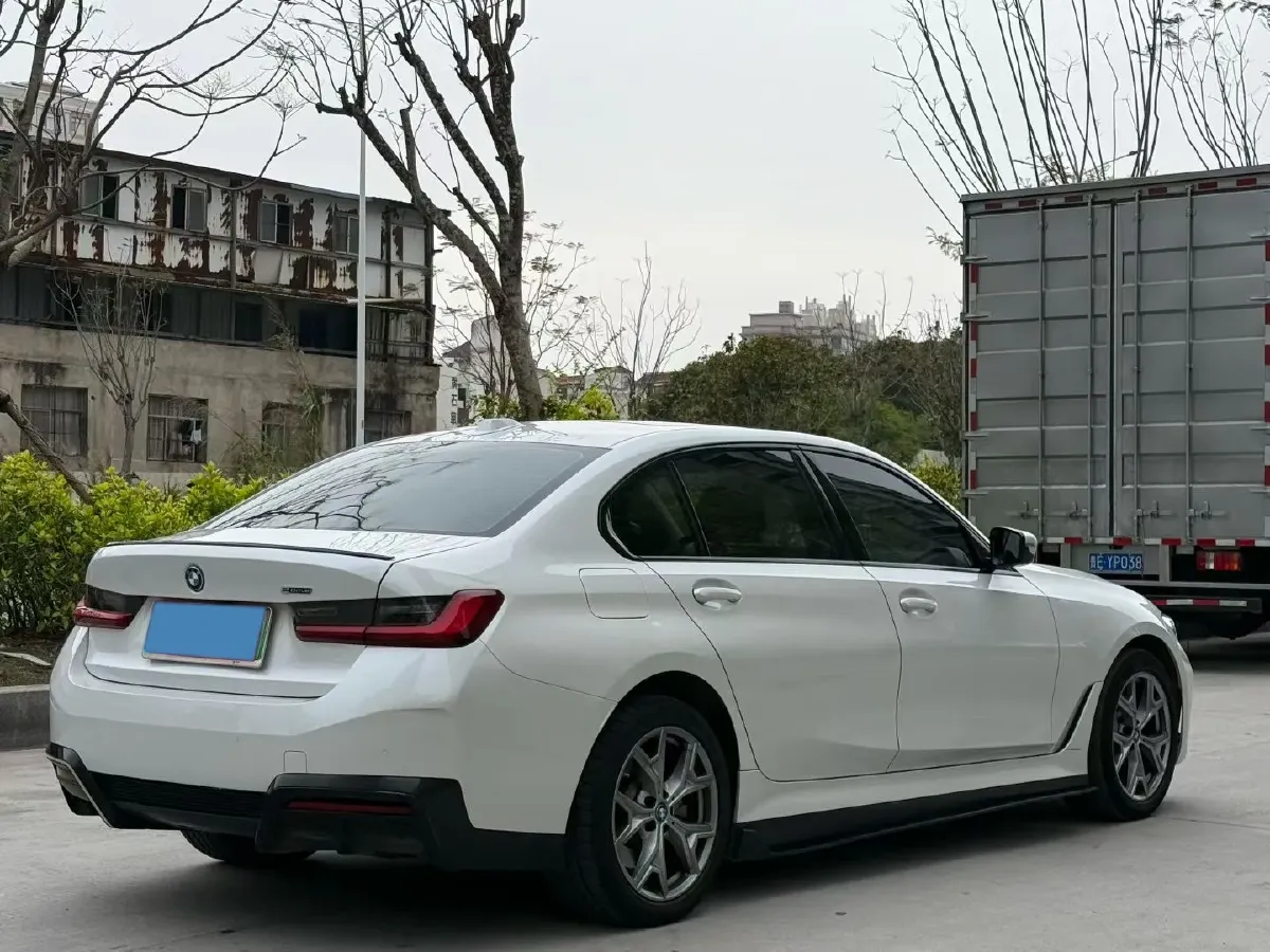 2024 BMW i3 BEV 70KWH,autocango,china used car exporter,china ev exporter,chinese used car exporter,chinese used ev exporter