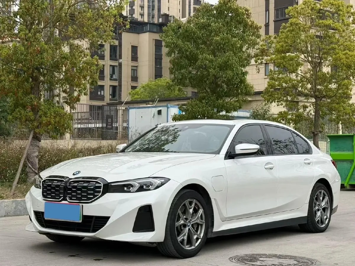 2024 BMW i3 BEV 70KWH,autocango,china used car exporter,china ev exporter,chinese used car exporter,chinese used ev exporter