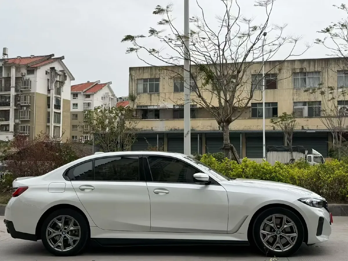 2024 BMW i3 BEV 70KWH,autocango,china used car exporter,china ev exporter,chinese used car exporter,chinese used ev exporter