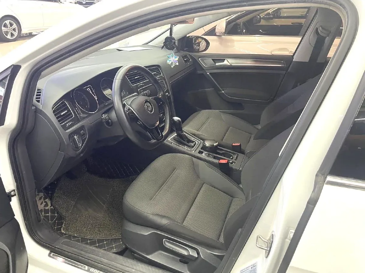 2018 Volkswagen Golf 1.4T 131HP L4 7DCT,autocango,china used car exporter,china ev exporter,chinese used car exporter,chinese used ev exporter
