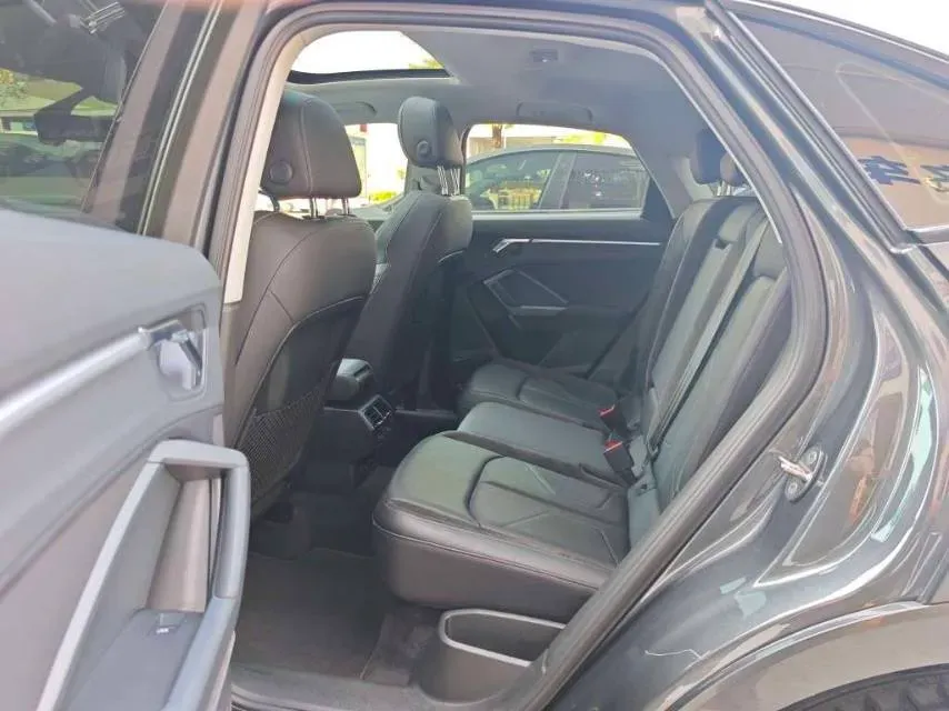 2021 Audi Q3 Sportback 2.0T 186HP L4 7DCT,autocango,china used car exporter,china ev exporter,chinese used car exporter,chinese used ev exporter