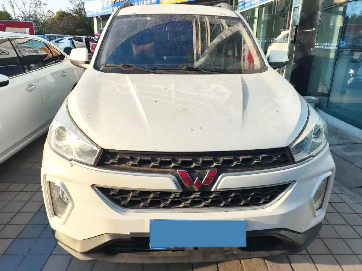 2018 WuLing HongGuang S3 1.5T 150HP L4 6MT,autocango,china used car exporter,china ev exporter,chinese used car exporter,chinese used ev exporter