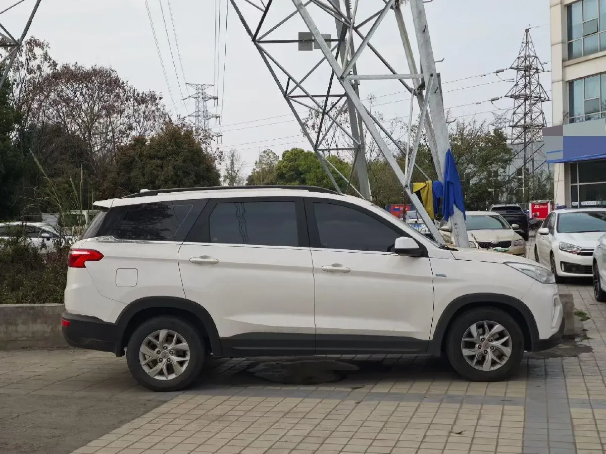 2018 WuLing HongGuang S3 1.5T 150HP L4 6MT,autocango,china used car exporter,china ev exporter,chinese used car exporter,chinese used ev exporter