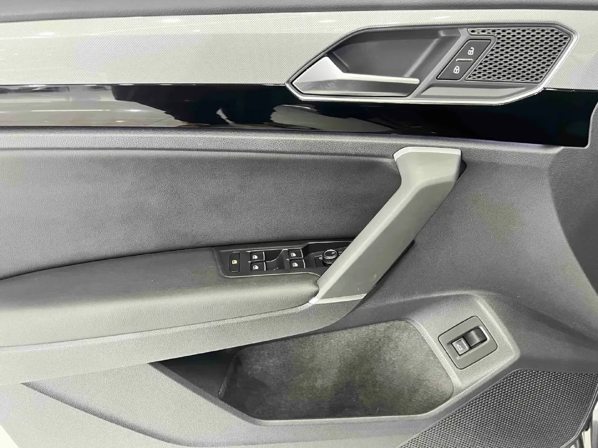 2022 Volkswagen Tayron 1.4T 150HP L4 7DCT,autocango,china used car exporter,china ev exporter,chinese used car exporter,chinese used ev exporter