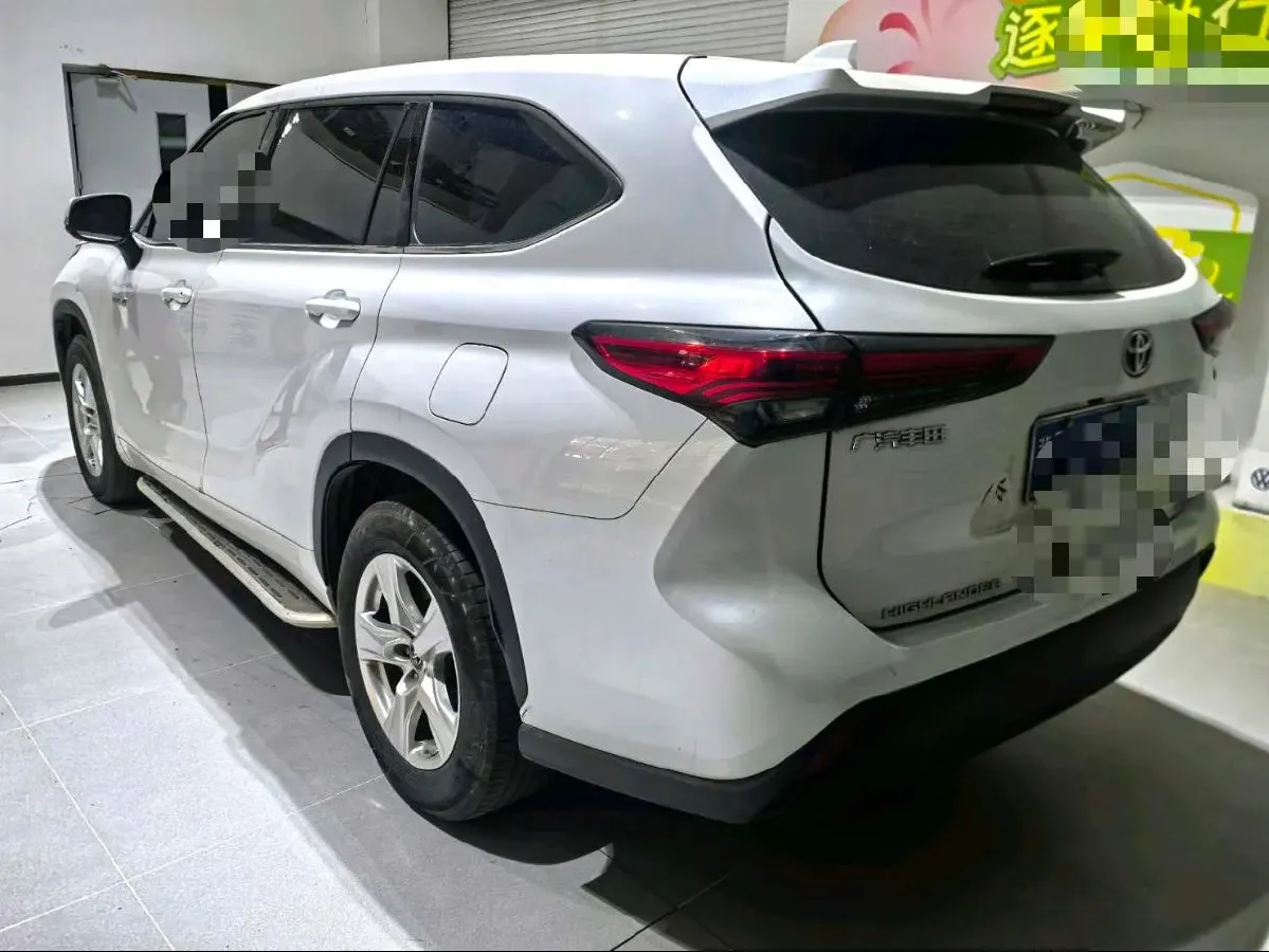 2022 Toyota Highlander 2.5L 192HP L4 E-CVT Hybrid,autocango,china used car exporter,china ev exporter,chinese used car exporter,chinese used ev exporter