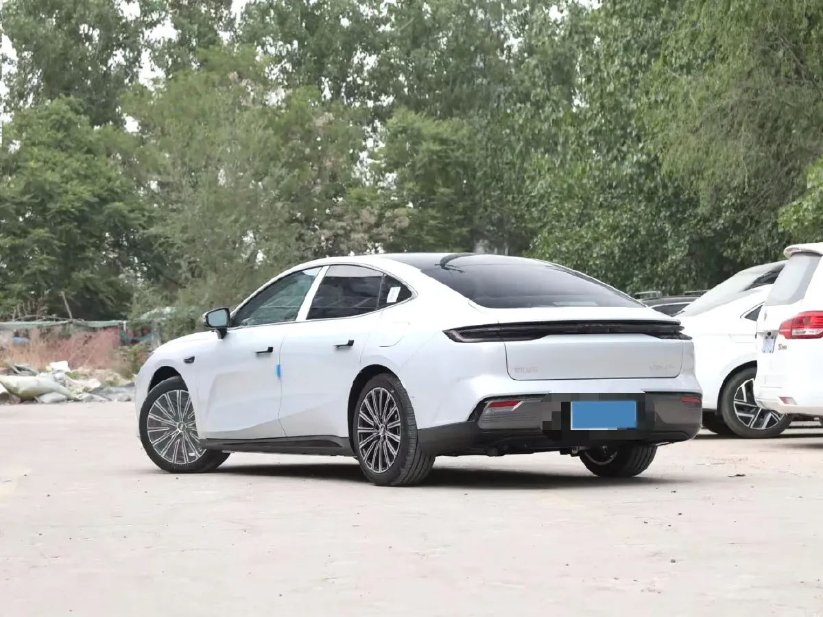 2025 Geely Galaxy Starshine 8 1.5L 112HP L4 1DHT PHEV,autocango,china used car exporter,china ev exporter,chinese used car exporter,chinese used ev exporter