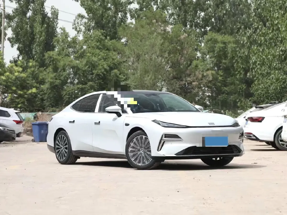 2025 Geely Galaxy Starshine 8 1.5L 112HP L4 1DHT PHEV,autocango,china used car exporter,china ev exporter,chinese used car exporter,chinese used ev exporter