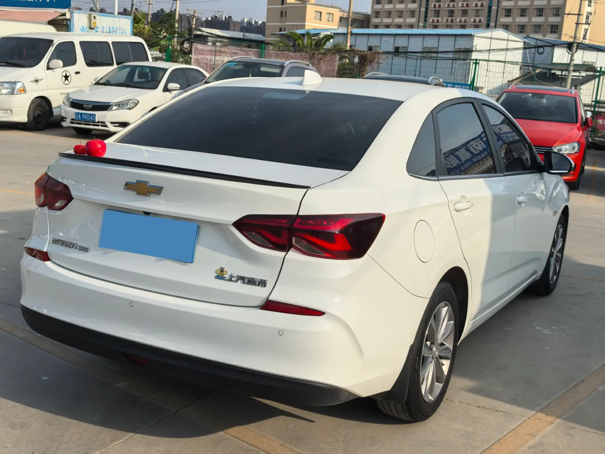 2021 Chevrolet Monza 1.5L 113HP L4 6AT,autocango,china used car exporter,china ev exporter,chinese used car exporter,chinese used ev exporter
