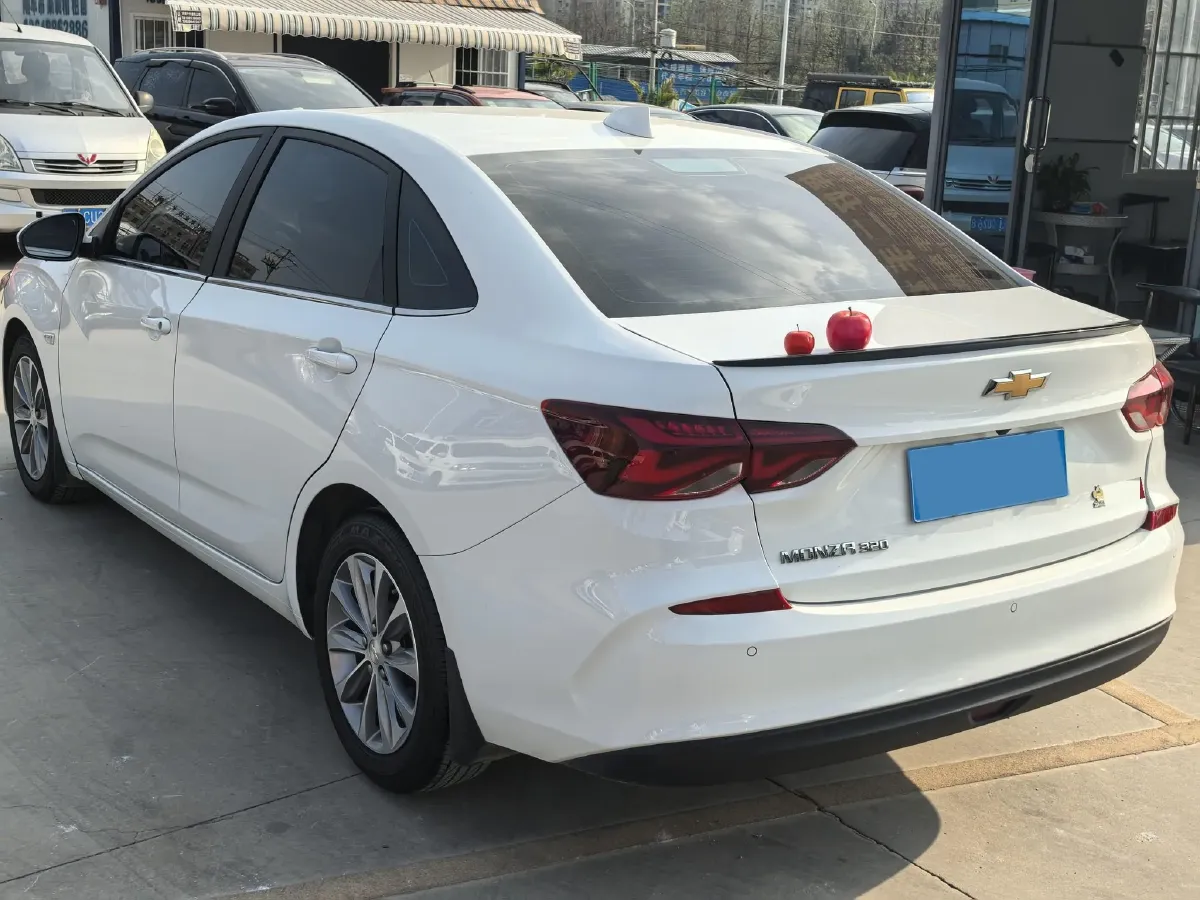 2021 Chevrolet Monza 1.5L 113HP L4 6AT,autocango,china used car exporter,china ev exporter,chinese used car exporter,chinese used ev exporter