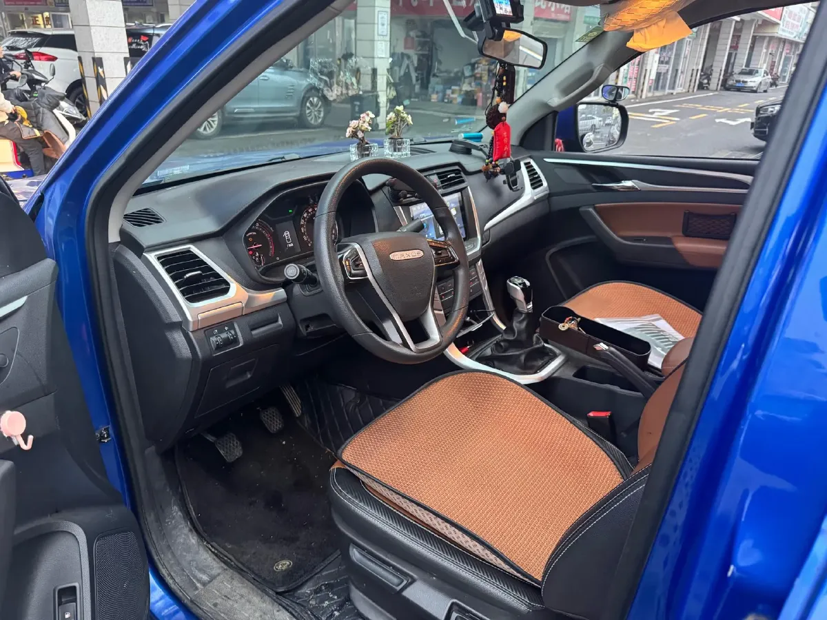 2021 MAXUS T70 2.0T 163HP L4 6MT,autocango,china used car exporter,china ev exporter,chinese used car exporter,chinese used ev exporter