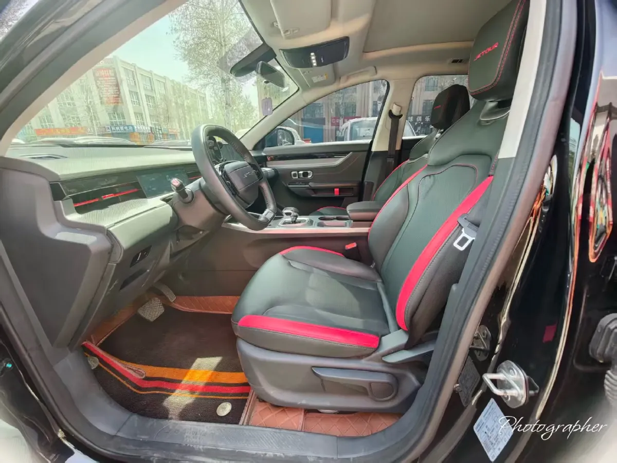 2024 Jetour DASHING 1.5T 156HP L4 6DCT,autocango,china used car exporter,china ev exporter,chinese used car exporter,chinese used ev exporter