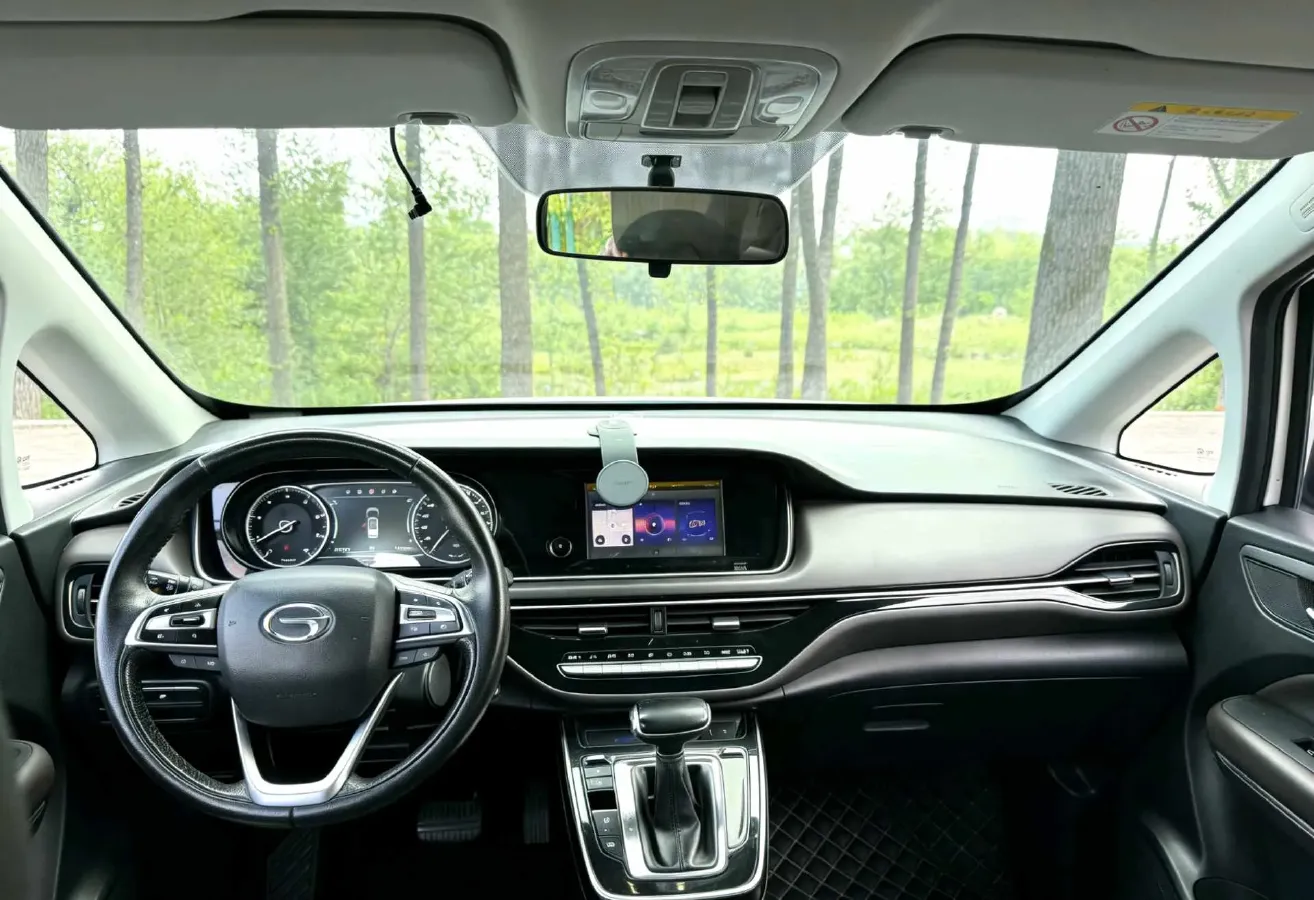 2019 GAC Trumpchi M6 1.5T 171HP L4 6AT,autocango,china used car exporter,china ev exporter,chinese used car exporter,chinese used ev exporter