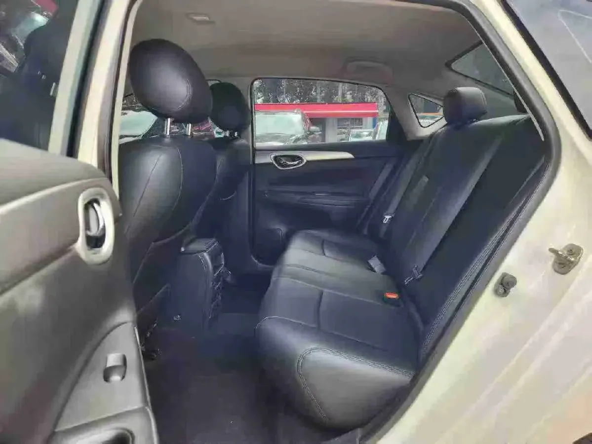 2021 Nissan Sylphy 1.6L 122HP L4 5MT,autocango,china used car exporter,china ev exporter,chinese used car exporter,chinese used ev exporter