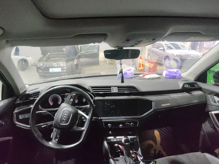 2022 Audi Q3 1.4T 150HP L4 7DCT,autocango,china used car exporter,china ev exporter,chinese used car exporter,chinese used ev exporter