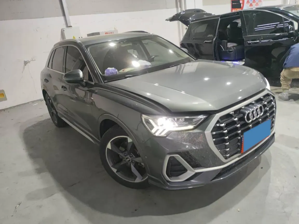 2022 Audi Q3 1.4T 150HP L4 7DCT,autocango,china used car exporter,china ev exporter,chinese used car exporter,chinese used ev exporter